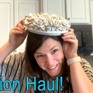 Auction Haul Part 6! Lovely Porcelain Flower Hats? No That Has To Be A Lid To Something...